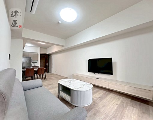 幾近全新南區愛買大慶中山醫三房平車 - Image 1