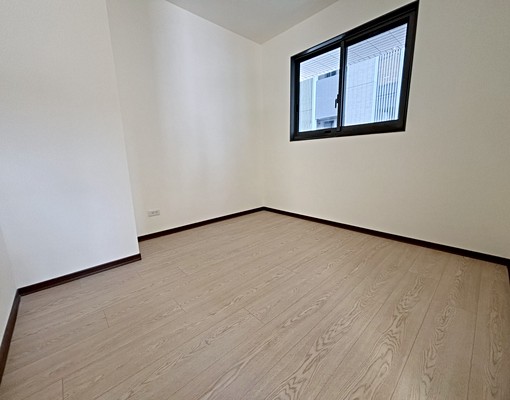 LALAPORT旁全新兩房附大露臺採光優平車|浩瀚湖濱城 - Image 5