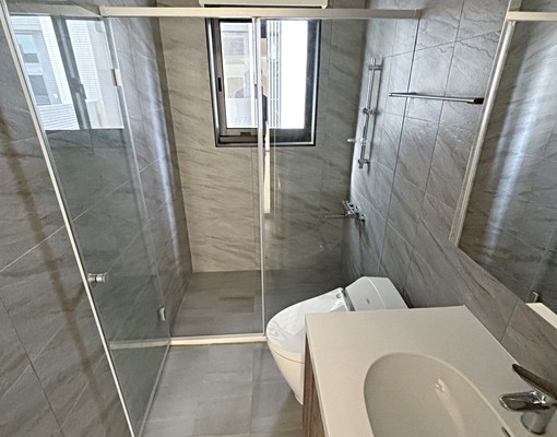 LALAPORT旁全新兩房附大露臺採光優平車|浩瀚湖濱城 - Image 7