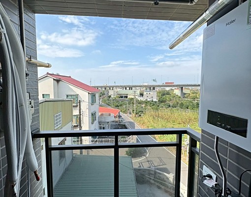 近61快速道路/龍昇街/採光兩房/可租補 - Image 9