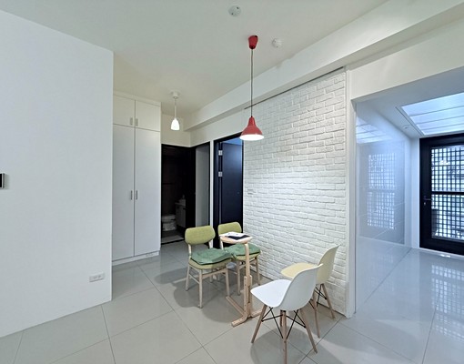 涓獨家|桃大泰極溫馨美三房車車位|前後陽台 - Image 2