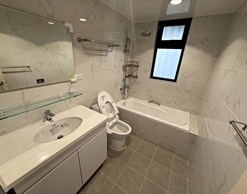 五泰可租補~免仲介費~航空城全新大三房車位 - Image 3