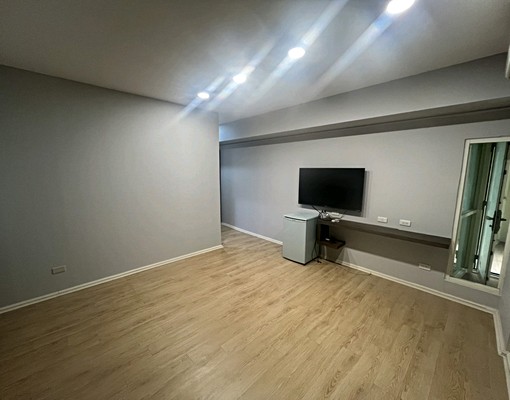 松山捷運電梯美妝 - Image 4