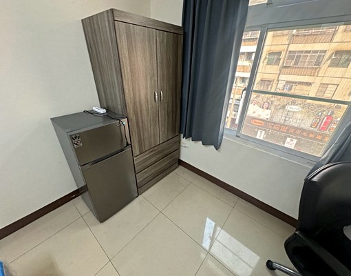 三多sogo旁美套房 - Image 4