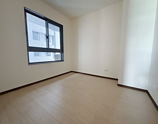 東區LALAPORT旁全新兩房平車|浩瀚湖濱城|防曬戶可租補 - Image 4