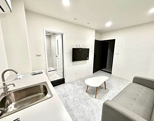 文心捷運太原火車站✨新兩房家具全配子母車✨可租補 - Image 3