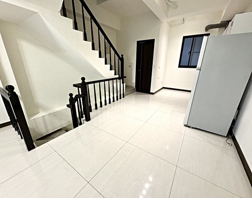 整棟別墅家庭首選|4房5衛|雙租補|學區生活機能佳 - Image 7