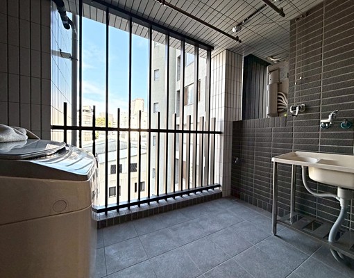 北區中國醫商圈中友百貨旁二房家電傢俱齊全可直接入住 - Image 11