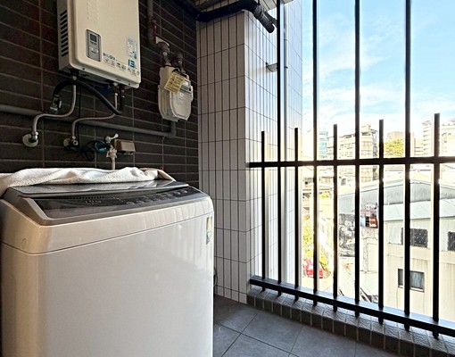 北區中國醫商圈中友百貨旁二房家電傢俱齊全可直接入住 - Image 12