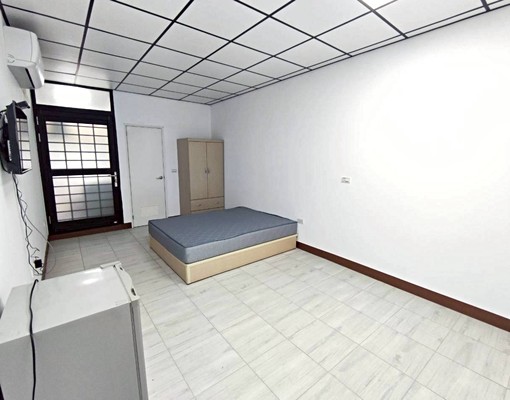 新天地水萍塭/稀有雙衛浴/最適櫃姐閨密合租/全新優質雙套房 - Image 1