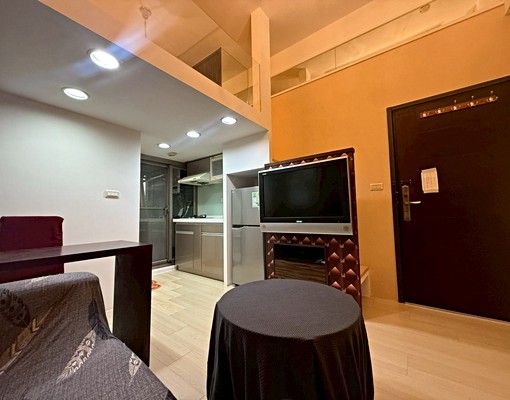 免服務費/中山區優質整層出租/可租補/近雙連捷運站/寧夏夜市 - Image 2