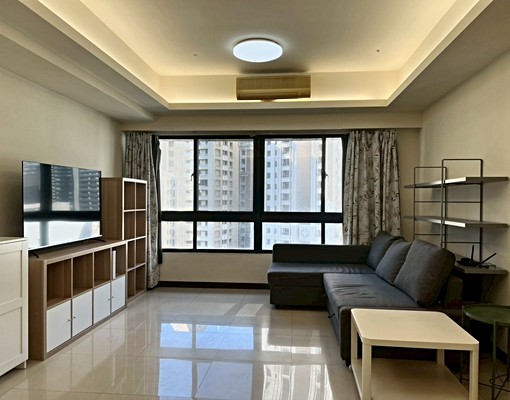 🦋市政LV✨高樓精品三房📍走路到新光大遠百🌿13F視野 - Image 1