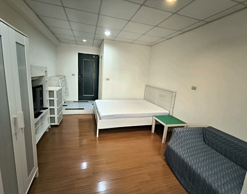 租☎大全聯/麥當勞/獨立套房☎獨立陽台 - Image 4