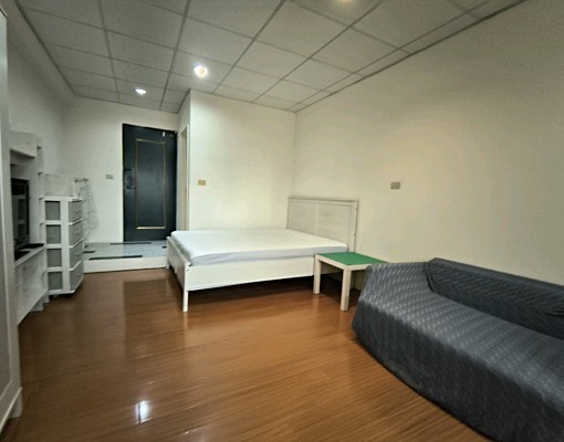 租☎大全聯/麥當勞/獨立套房☎獨立陽台 - Image 1