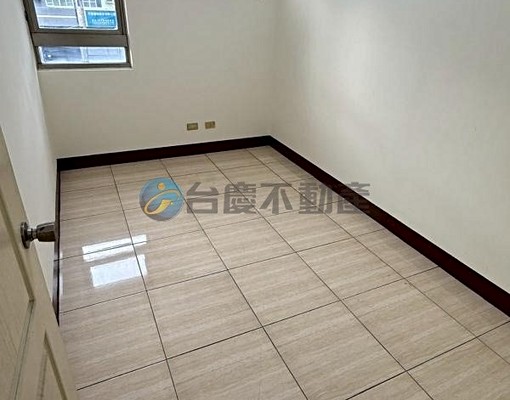 民族路上/高鐵.榮總金店面 - Image 8