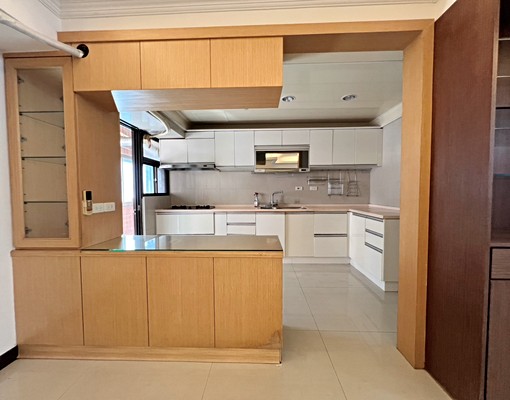 北屯大空間五房平車兩衛浴✅租補戶籍✨逢甲敦化水湳公園✨ - Image 4