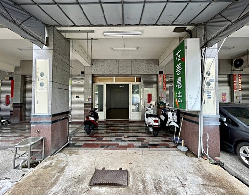 ㊣軍功路超大雅房|可菸寵可租屋補助 - Image 1