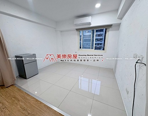 美樂*忠孝復興/敦化*東區空屋一房*可住可辦*有陽台*採光佳 - Image 4
