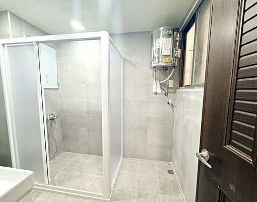 漢神百貨旁緊鄰新亞灣公寓4+5樓屋況新 - Image 6