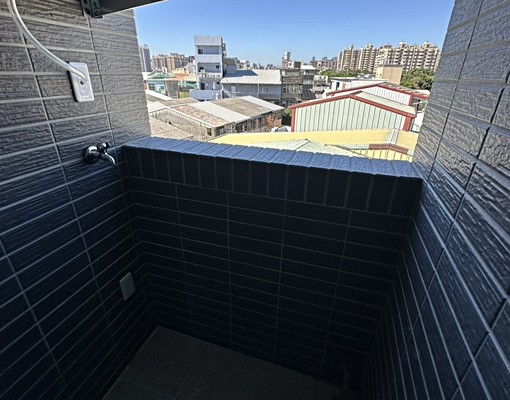 東區全新套房🌸聯網電視🌸台電🌸可租補🌸子母車 - Image 8