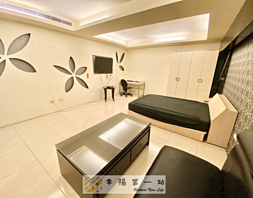 中區台中車站旁✨可住辦超大三房✨奢華裝潢✨可租補報稅 - Image 8