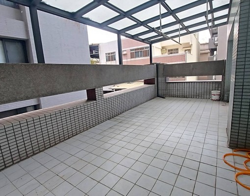 東區台中風景線大樓大露台3房2衛+平車2.2萬面樂成公園 - Image 12