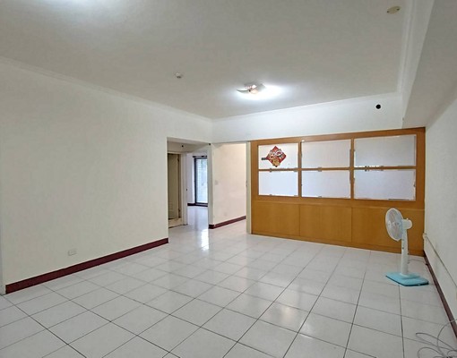 東區台中風景線大樓大露台3房2衛+平車2.2萬面樂成公園 - Image 6