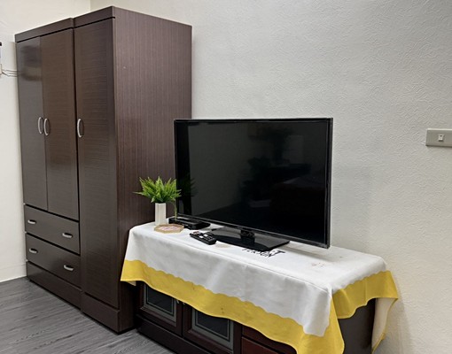 高雄小余🐟中央公園│漢神百貨│高雄流行音樂中心│分租套房 - Image 3