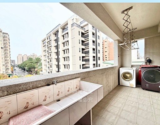 逢甲商圈整棟別墅✨大空間好運用✨家具電全配 - Image 7