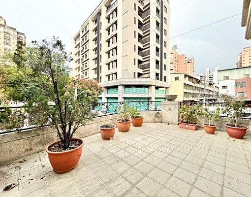 逢甲商圈整棟別墅✨大空間好運用✨家具電全配 - Image 5