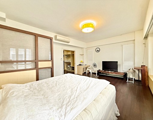 逢甲商圈整棟別墅✨大空間好運用✨家具電全配 - Image 3