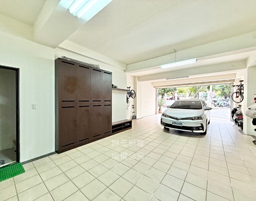 逢甲商圈整棟別墅✨大空間好運用✨家具電全配 - Image 12