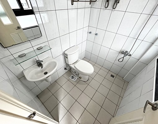 台中火車站首選✨可租補✨可租室內機車位✨陽台獨洗 - Image 5