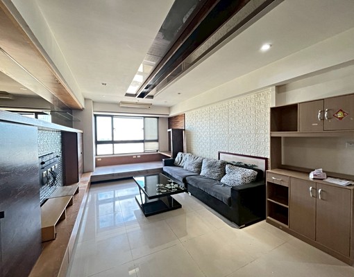 可租補戶籍🔥傢俱齊全-大里最安靜的防★3房+車位★ - Image 1