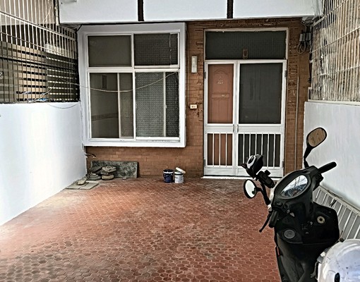 陽光透天住家 - Image 1