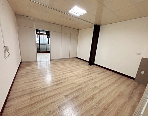 大里🚩超大坪數✨整棟美透天✨ - Image 4