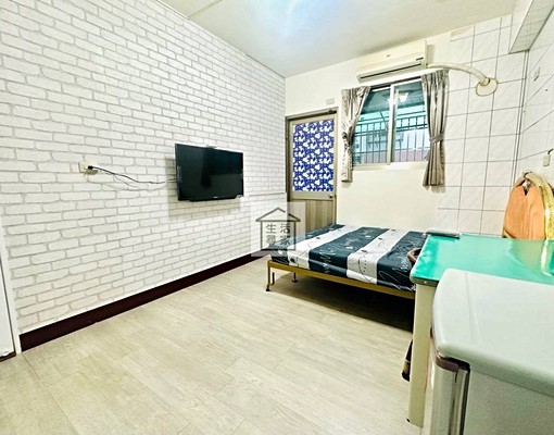 潭子勝利商圈💖可租補✨採光陽台獨洗✨網路安博✨隨時可看✨ - Image 1