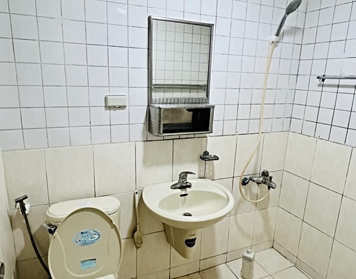 果貿社區高樓層三房兩廳(可申請租金補貼)!! - Image 3