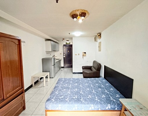 市中心電梯套房有陽台有管理有垃圾代收 - Image 2