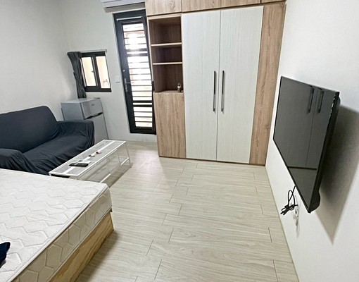 ✨陽台獨洗曬✨稀有台水電✨可租補✨木質地板✨子母車✨漢口崇德 - Image 1