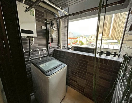 藝文特區德億樂優質套房全新家俱家電 - Image 4