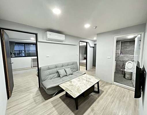 👑中區|步行台中火車站|近秀泰|可租補|兩房兩廳台水電🔥 - Image 1