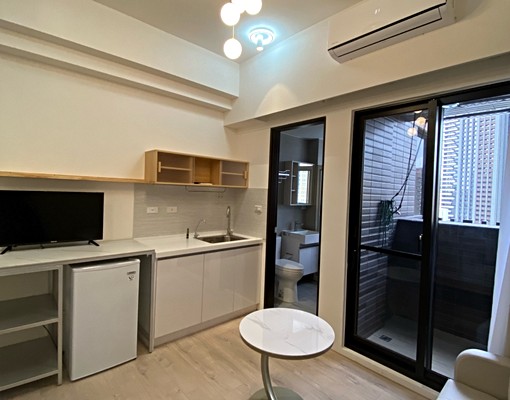 藝文特區小豪宅。景觀視野好。屋齡新! - Image 2