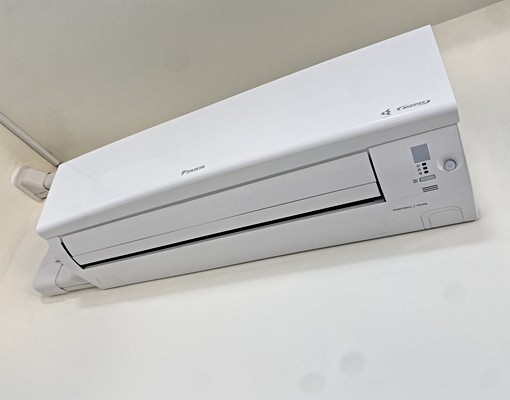 全新電梯透天,全新全套廚房設備/衛浴/家具家電/大金冷氣 - Image 3