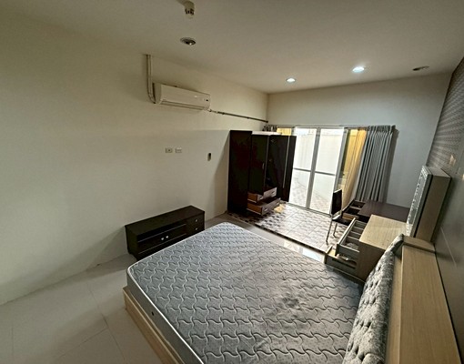 ✨全新整理✨超大正一房✨陽台獨洗✨獨立廚房✨近南紡✨秒殺 - Image 7