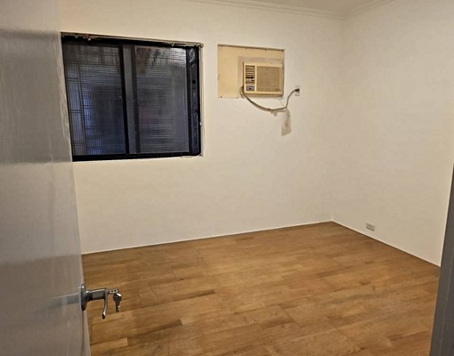 近新台五路旁~近行政中心~汐止火車站~國泰建設~低樓層二樓 - Image 3