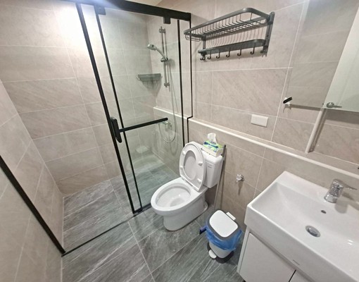 ✨全新電梯別墅✨傢俱全配I一房一廳|乾溼分離|車位|電梯 - Image 6