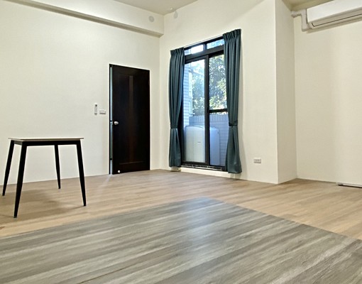 全新大金冷氣,免服務費,一層一戶有電梯,室內約15坪 - Image 1