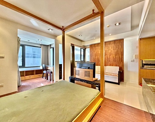 華麗工業風🔥傢俱全配✅溫馨溫泉浴缸✨類一房一廳💯 - Image 3