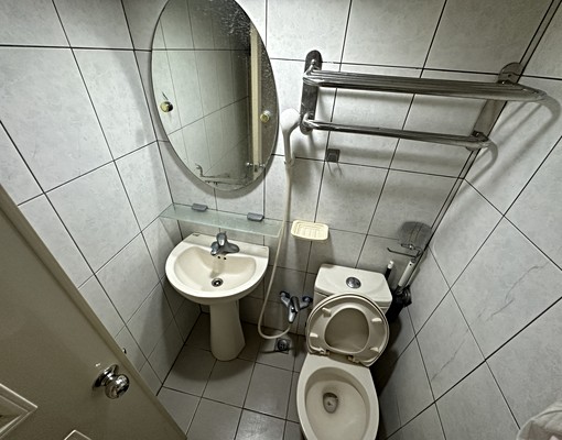 ✨北區監理站✅可雙租補✅免水費✅停車位✅乾淨大間套房 - Image 10